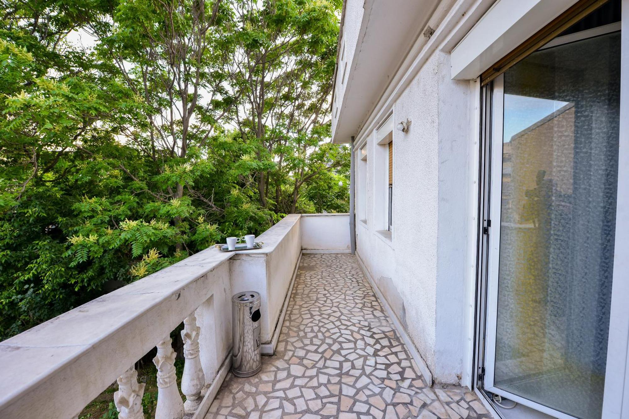 The Lincoln Suites - Central Shabbat Friendly Apartments Boekarest Buitenkant foto